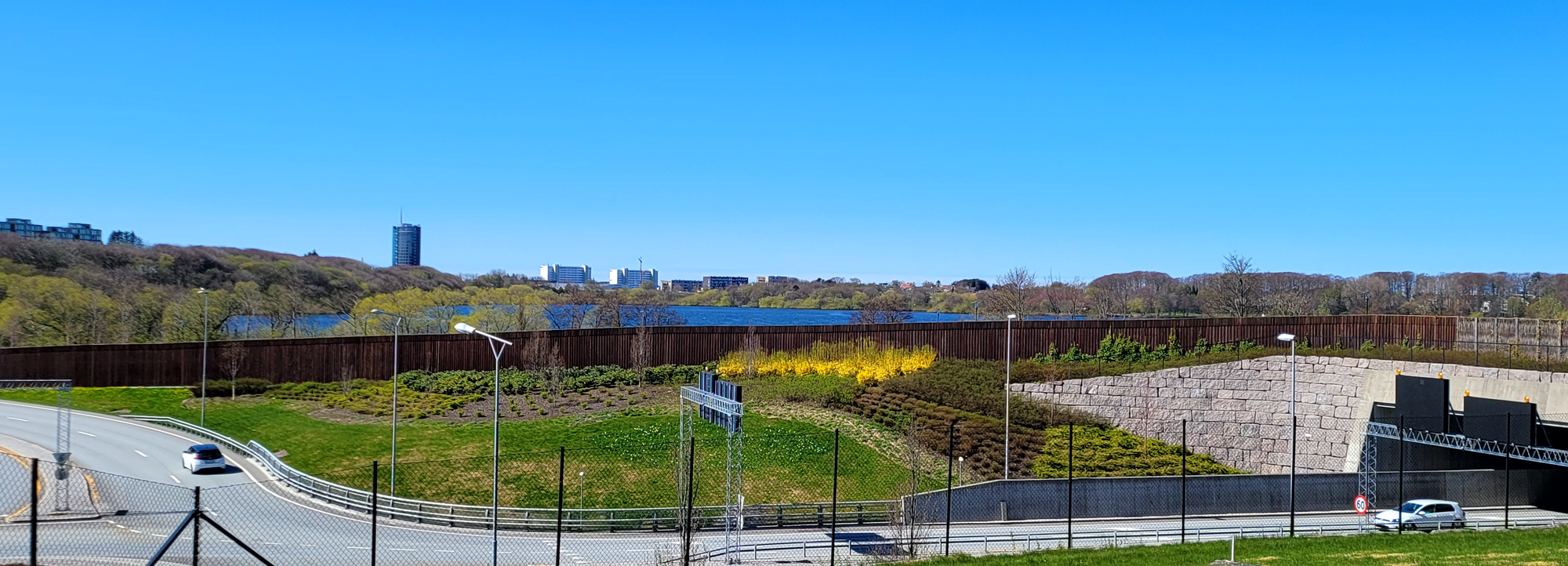 View to mosvannet and nature buildings