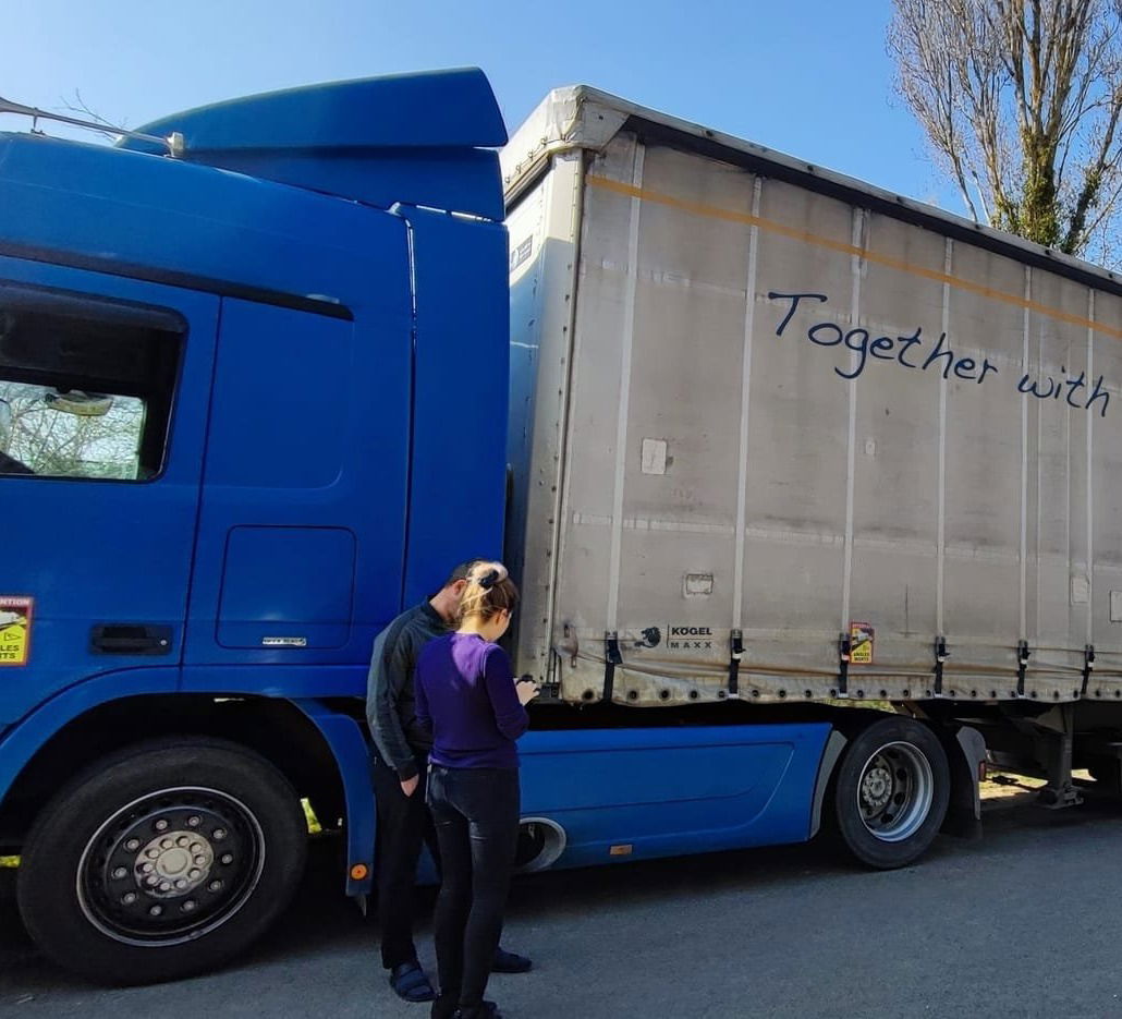 Objectif atteint !!  Merci pour vos  dons pour financer la logistique du 5 ème camion