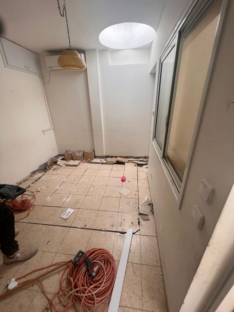 שיפוץ בית קיבוץ חצרים