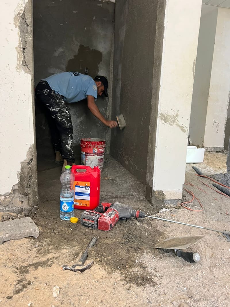 שיפוץ בית קיבוץ חצרים