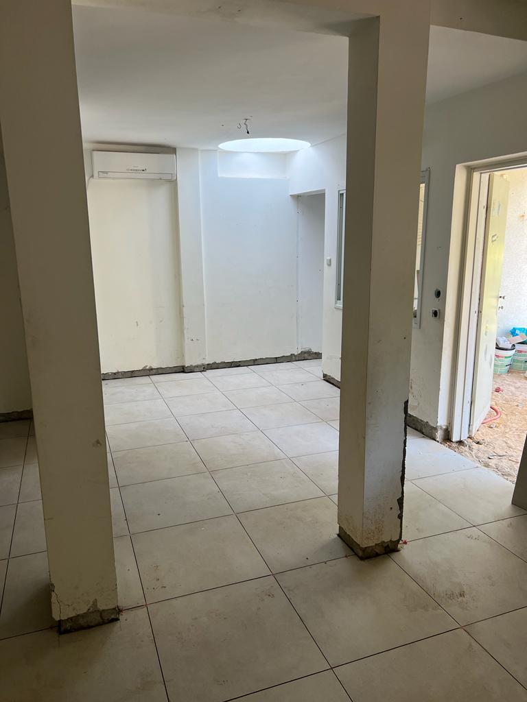 שיפוץ בית קיבוץ חצרים