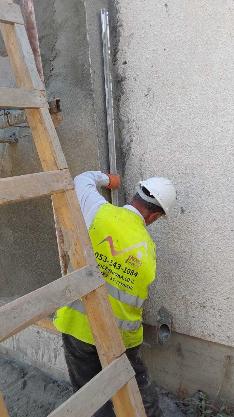 שיפוץ בית קיבוץ חצרים