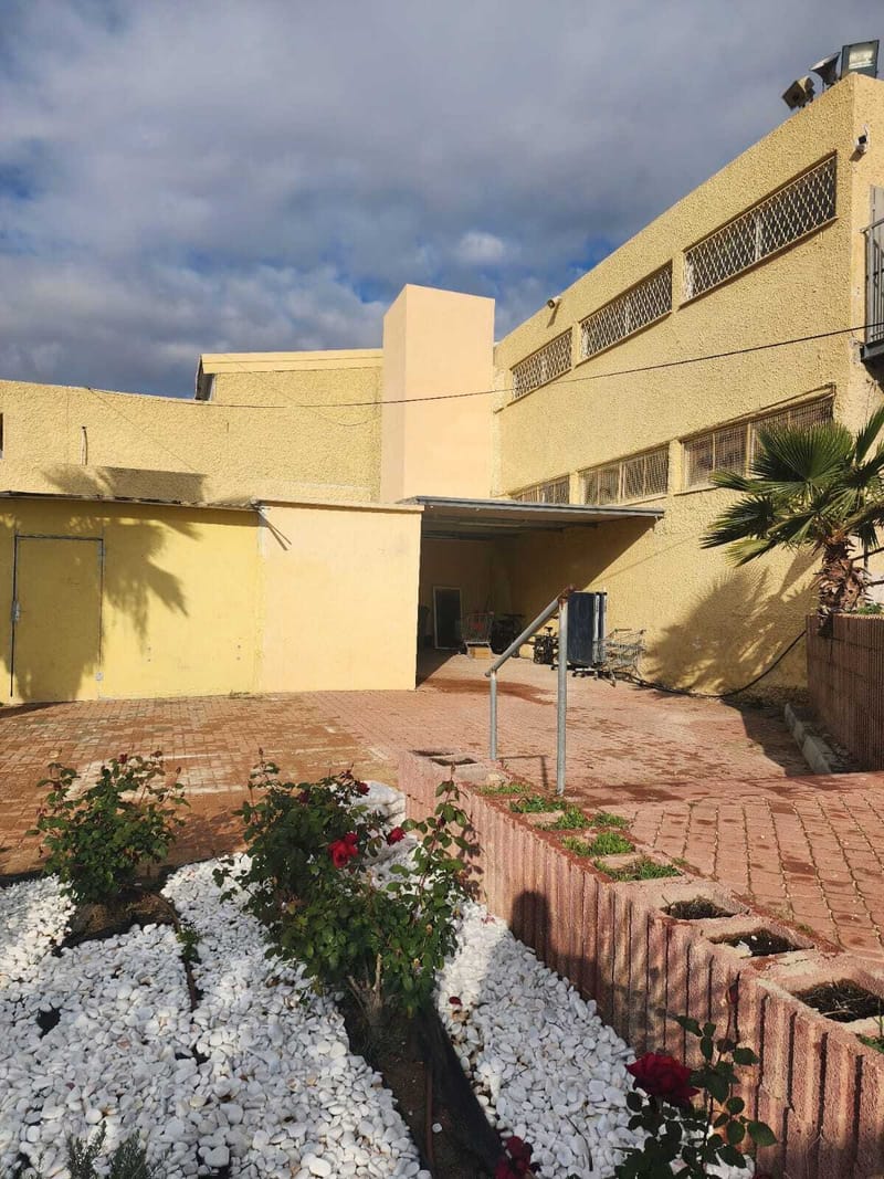 בית ספר ישמח משה - בניית פיר מעלית