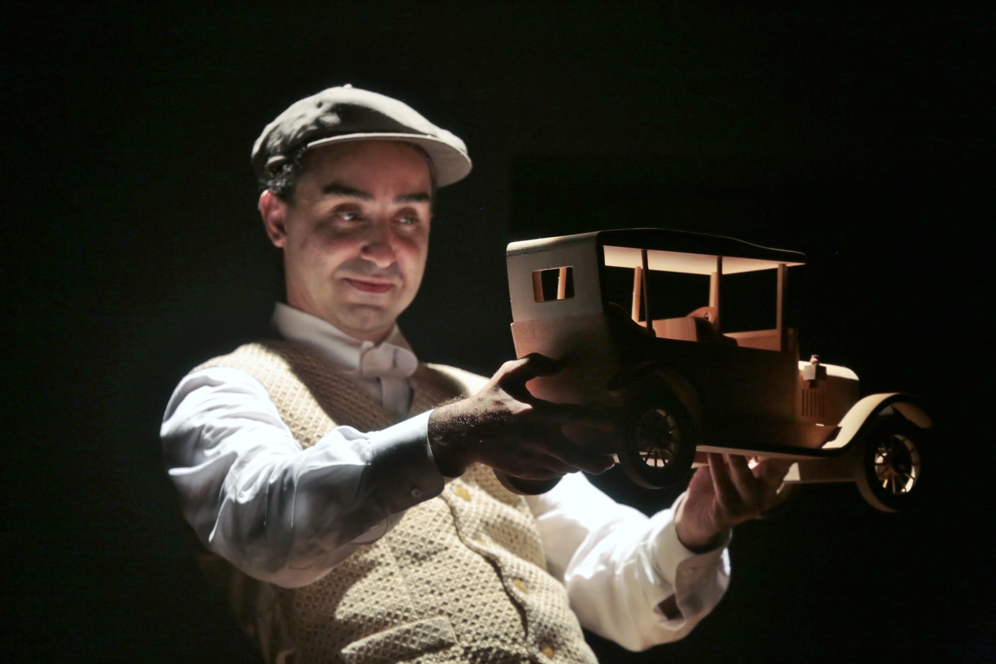 OS Benevides e os Azeredos - 2014 Direção João das Neves