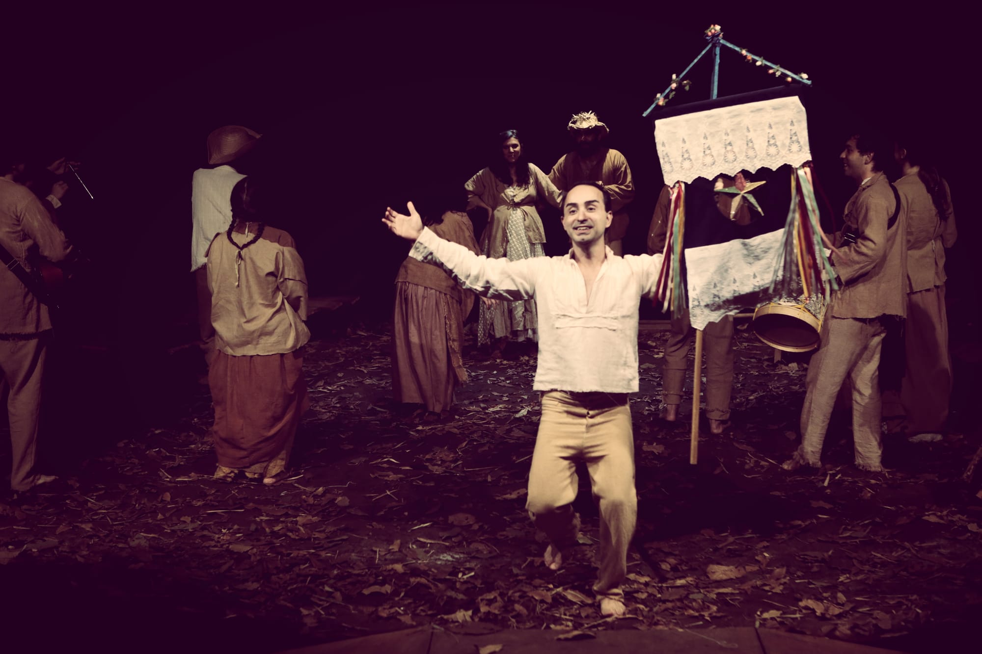 OS Benevides e os Azeredos - 2014 Direção João das Neves