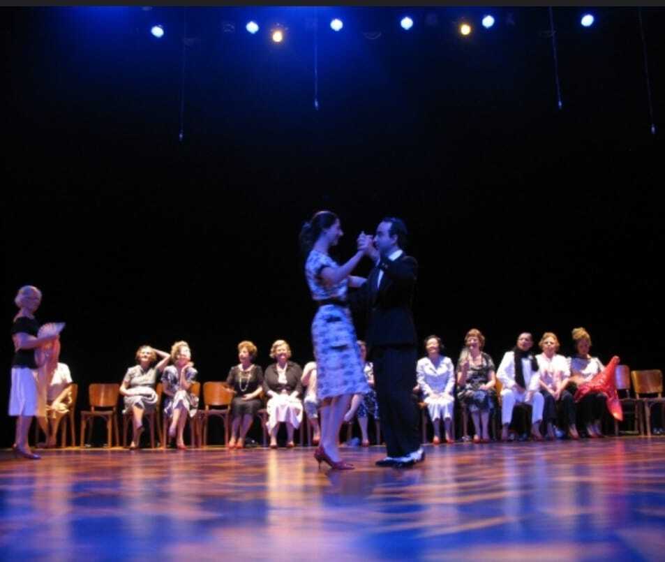 Ao Cair da Tarde - Mônica Sucupira