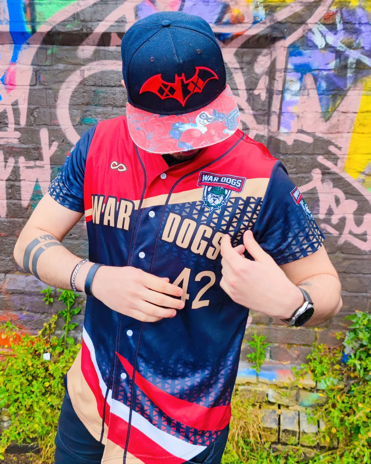 Camisa con los colores oficiales de el Equipo
