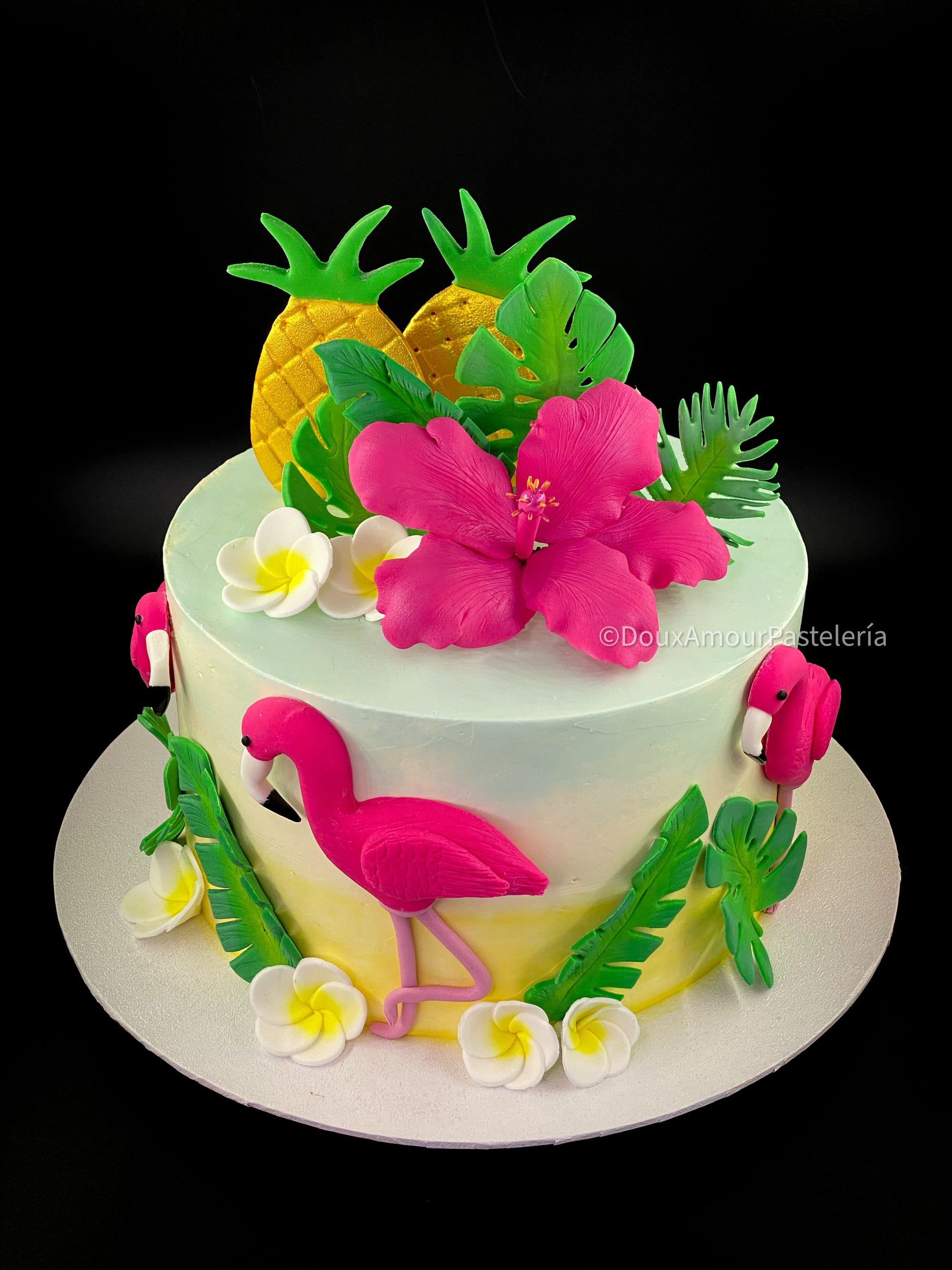 Tarta Flamencos y piñas