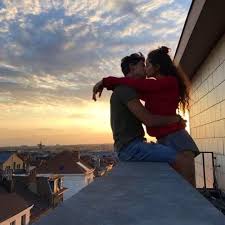 "Tormentas, soles, lluvias, arcoíris...pero yo nunca te olvide"