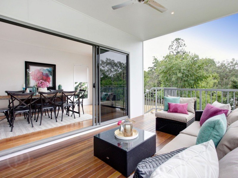 Outlook Crescent, Bardon 