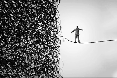 Korkağın Biriyim Ben/Emine AYDOĞDU