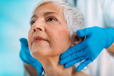 Alternative Therapies and Treatments at a Pain Control Clinic