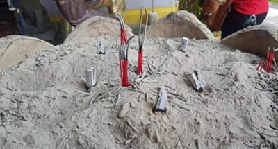 คอหวยแห่ส่อง &quot;เลขเด็ดงวดนี้&quot; ธูปมงคล 5 มหาเทพ วัดดัง ไปลุ้นโชค image