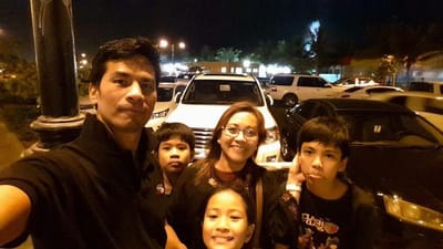 Who is a Wife Of Overseas Worker (WOW) ?