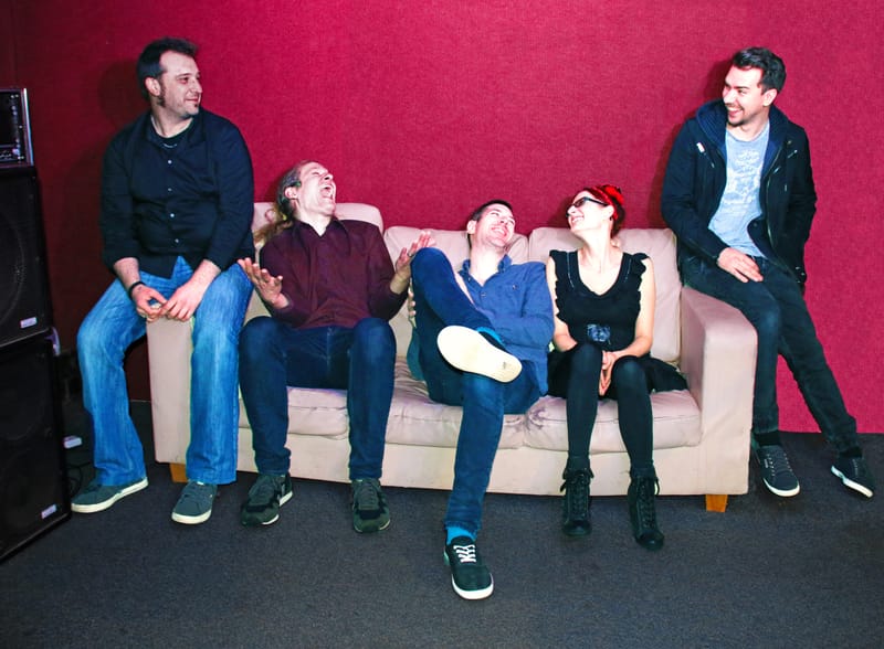 eQuivalents play the Southern Cross