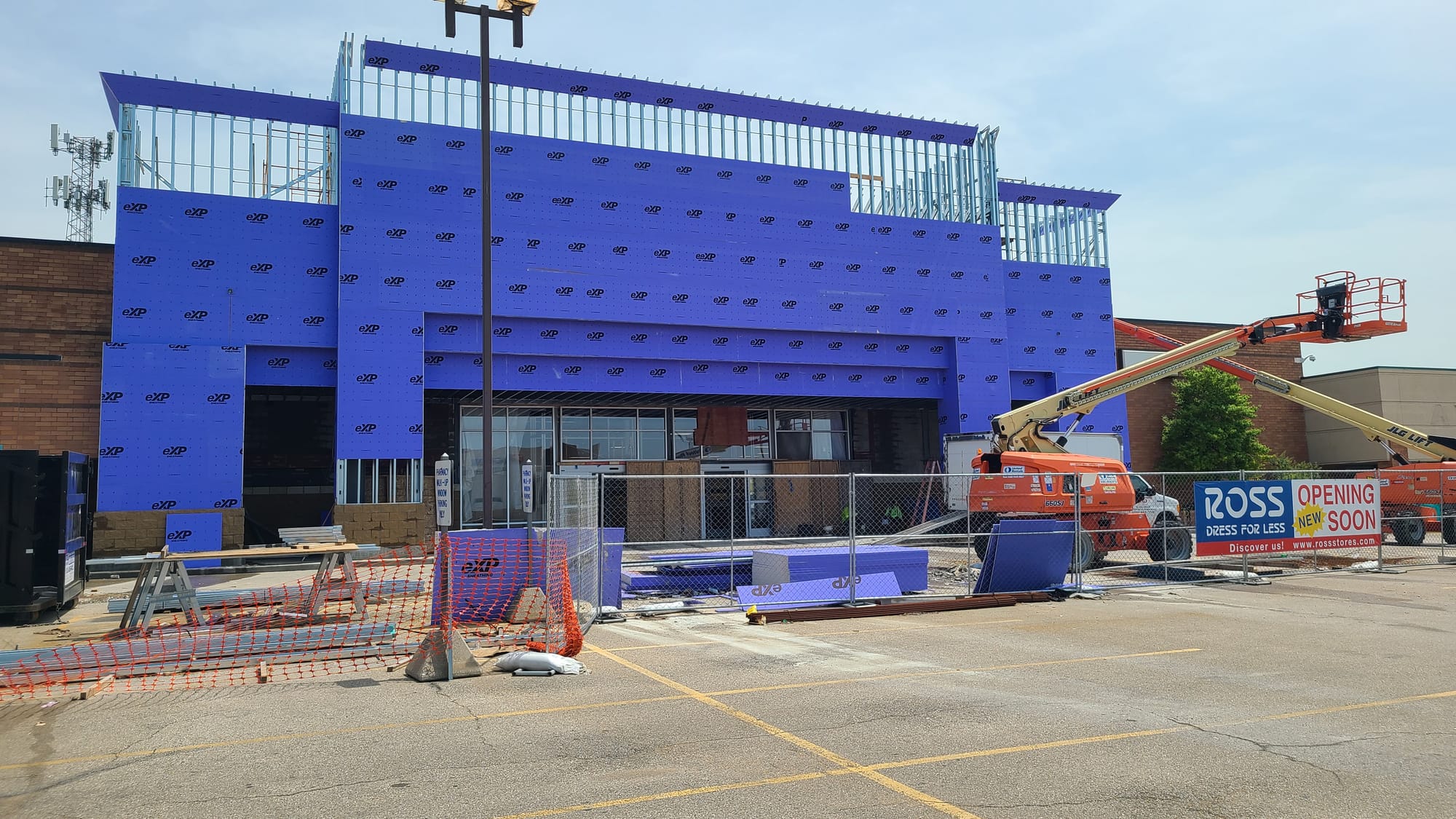 Ross Storefront Remodel 2022