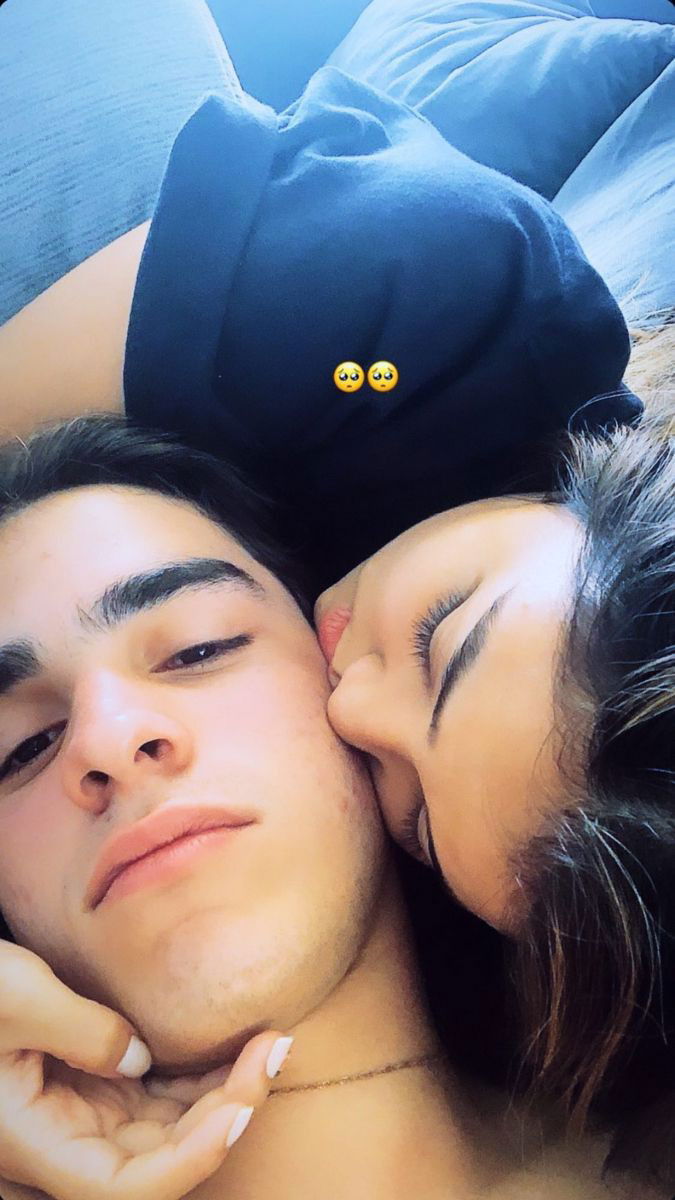 Romantic and Flirty Pictures