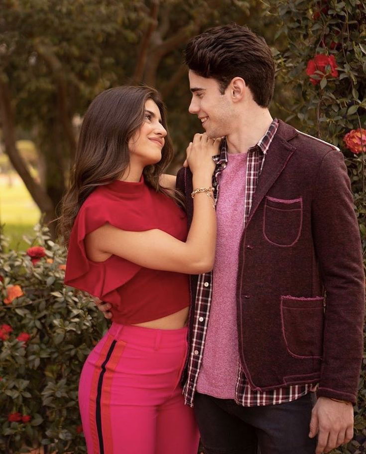 Romantic and Flirty Pictures