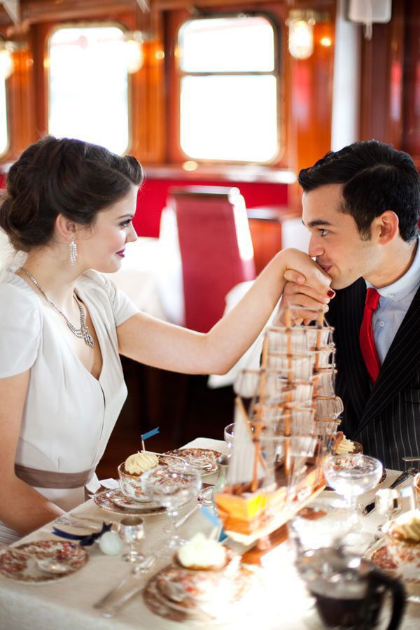 Romantic and Flirty Pictures