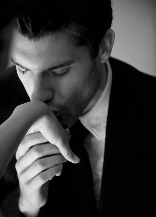 Romantic and Flirty Pictures