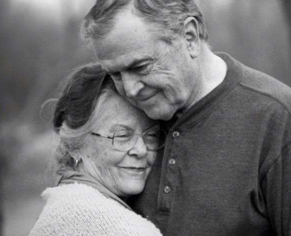 Romantic and Flirty Pictures