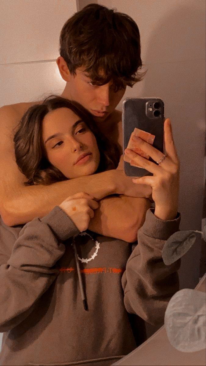 Romantic and Flirty Pictures