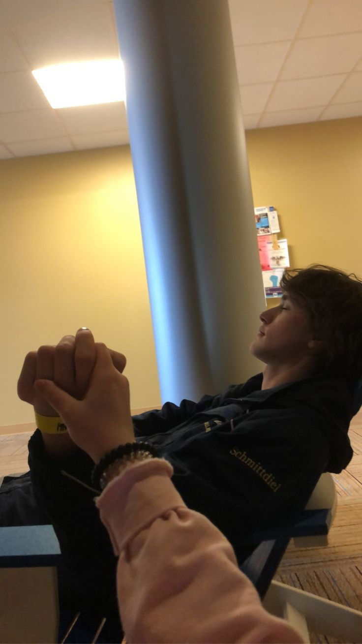 Romantic and Flirty Pictures