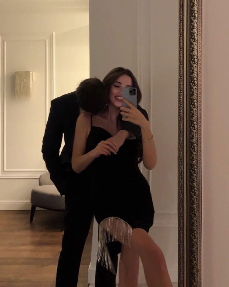 Romantic and Flirty Pictures