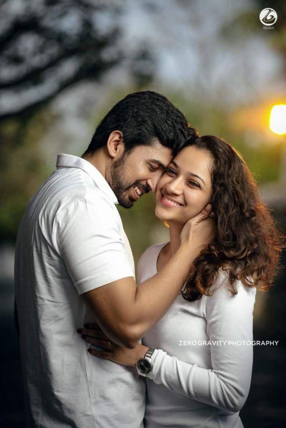 Romantic and Flirty Pictures