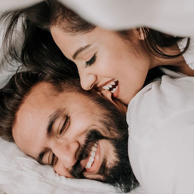 Romantic and Flirty Pictures