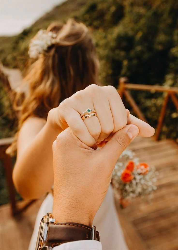 Romantic and Flirty Pictures