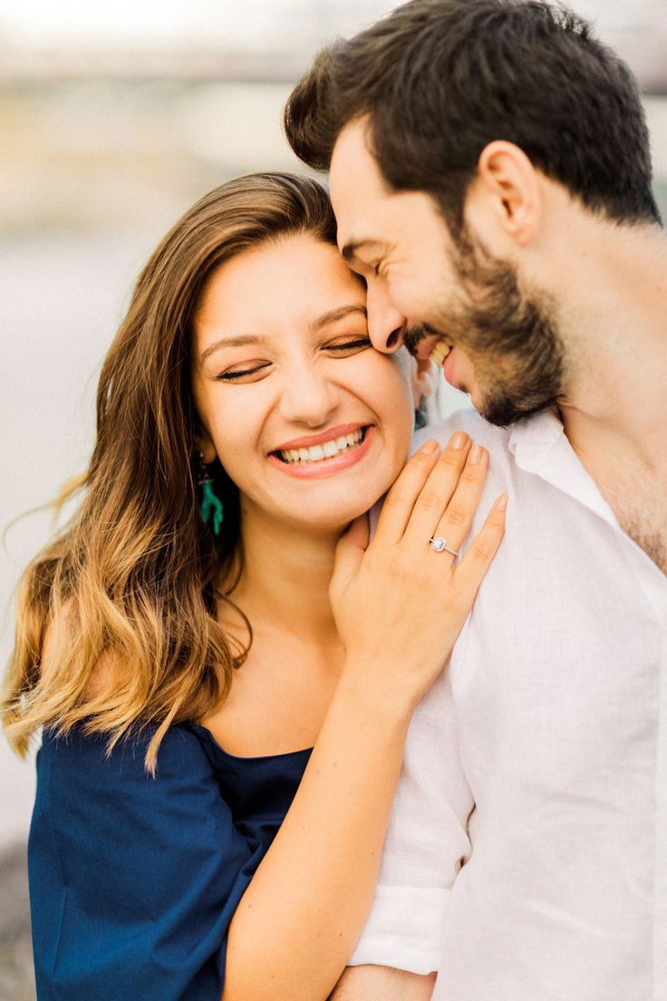 Romantic and Flirty Pictures