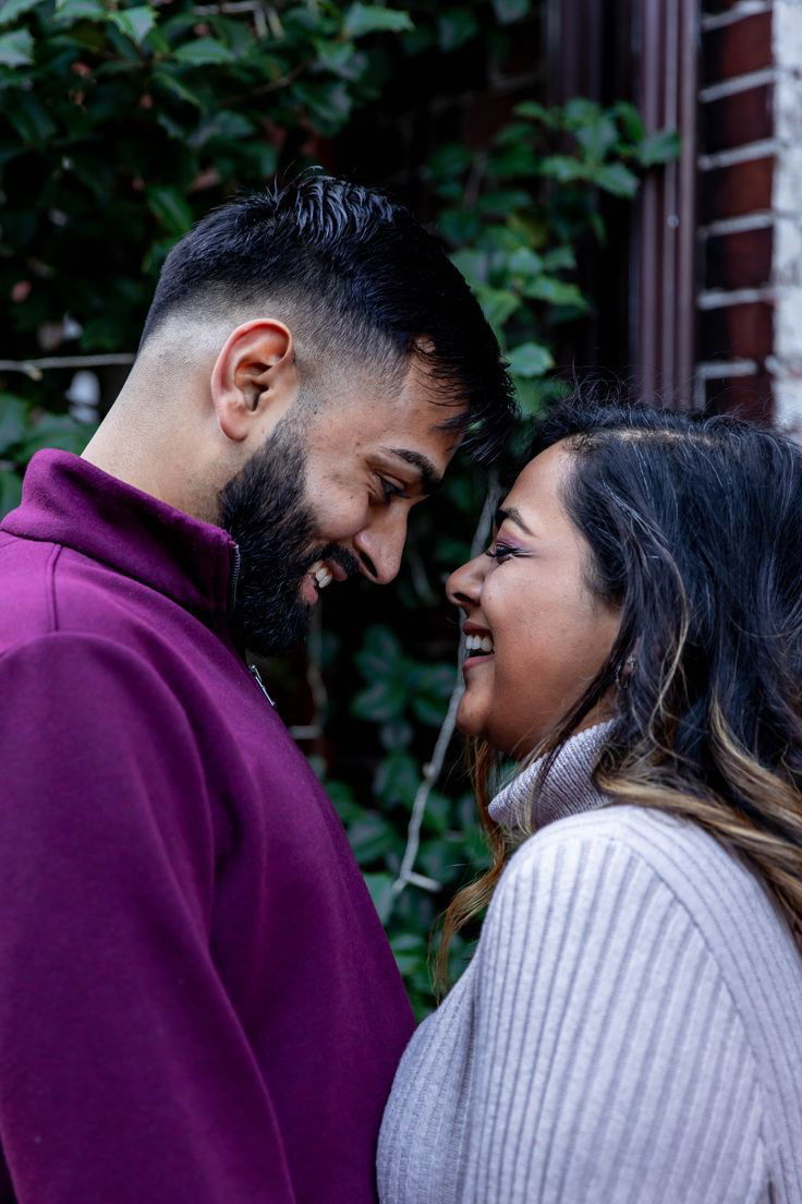 Romantic and Flirty Pictures