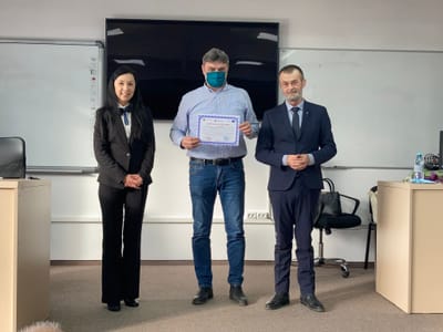 Dr. Morel Bolea şi Asociaţia EuroDEMOS la finalul unui proiect anti bullying în parteneriat cu Inspectoratul Şcolar Vaslui