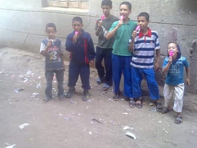 إحتفلت شركه صابر بيك لانتاج اللوليتا والايس كريم بإفتتاح مصنعها لإعداد الايس كريم بأيدى أطفال المدينة