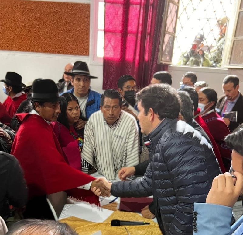 CONAIE SUSPENDE EL PARO, TRAS LA FIRMA DE ACUERDOS