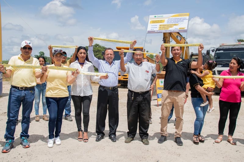 Prefectura inicia otra obra más; asfaltado y alcantarillado pluvial de la cabecera parroquial de San José