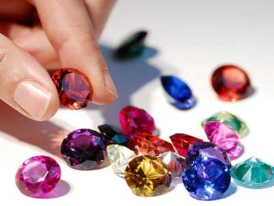 What is a Birthstone? What are the different Birthstones?