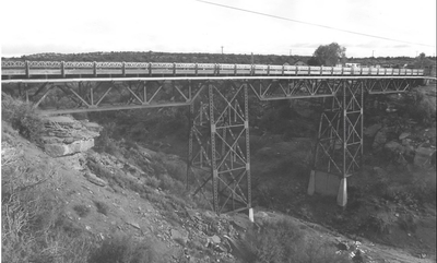 Arizona-Querino Canyon Bridge Houck, Arizona