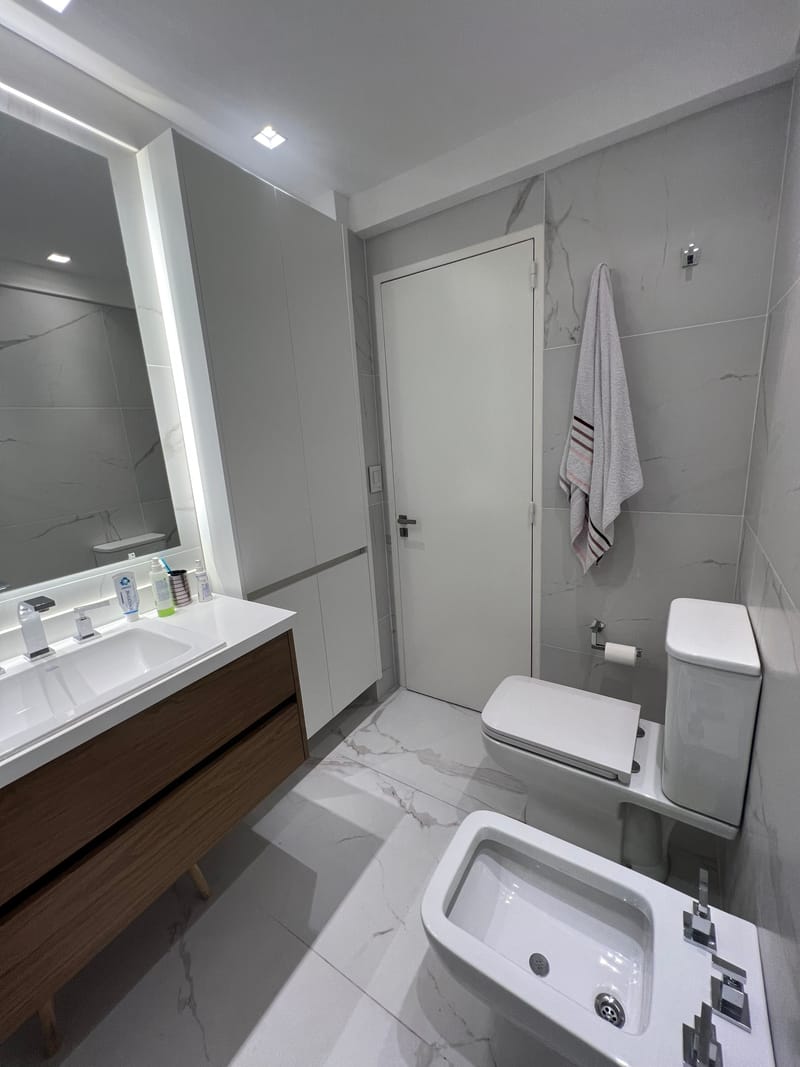 Baño Principal y Toilette