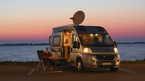 Mobiles Internet und TV Satellitenanlagen