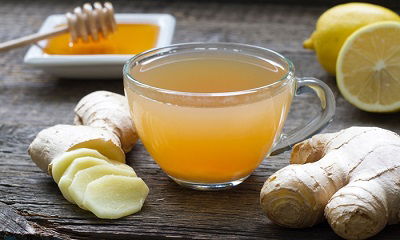 วิตามินซีน้ำขิงผสมมะนาวเครื่องดื่มสมุนไพรสดชื่นที่น่าทึ่ง