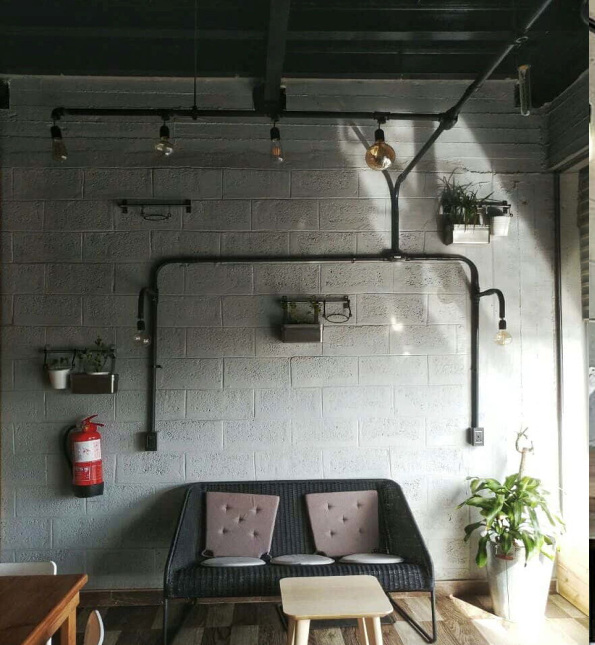 Lezwan Pizza and Pasta restaurant 