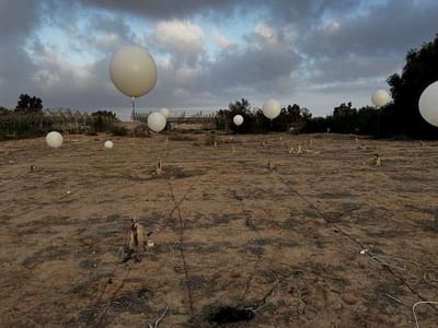 מערבולות | שרון אזגי | תערוכת יחיד | גלריה אלפרד  | פתיחה 31.5.24 בשעה 11:00