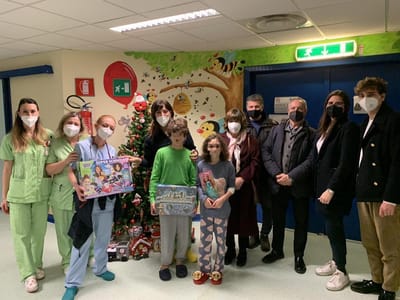 ROTARY PORTA LA BEFANA AI BAMBINI DELLA PEDIATRIA