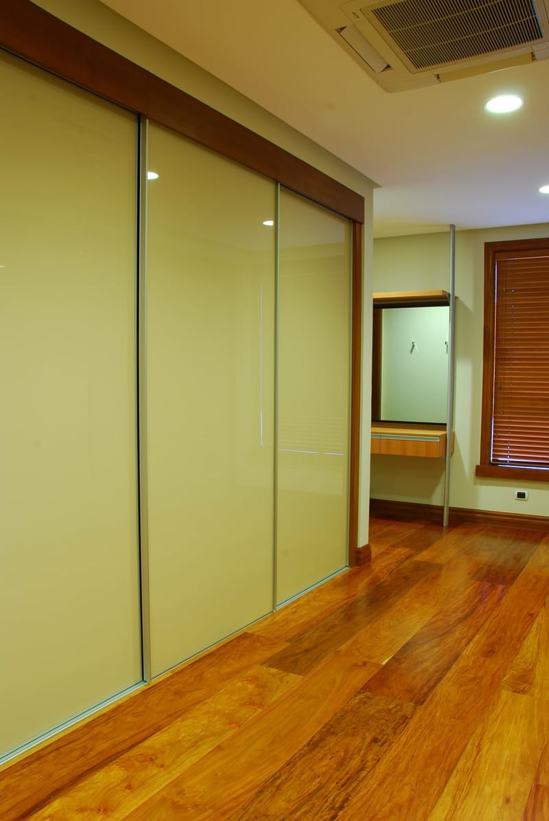 ΣΥΡΟΜΕΝΕΣ ΝΤΟΥΛΑΠΕΣ ΕΙΔΙΚΩΝ ΔΙΑΣΤΑΣΕΩΝ