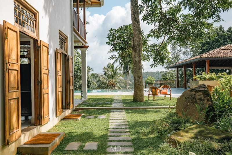 Luxury Hotels & Villas 