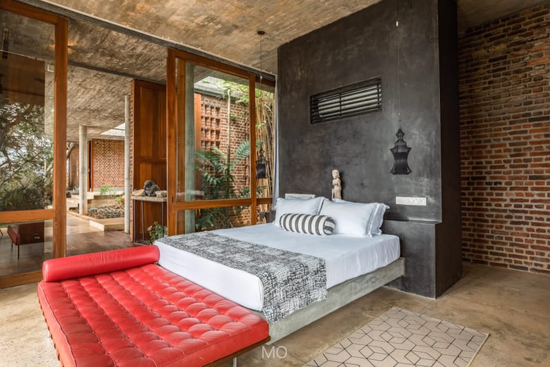 Luxury Hotels & Villas 