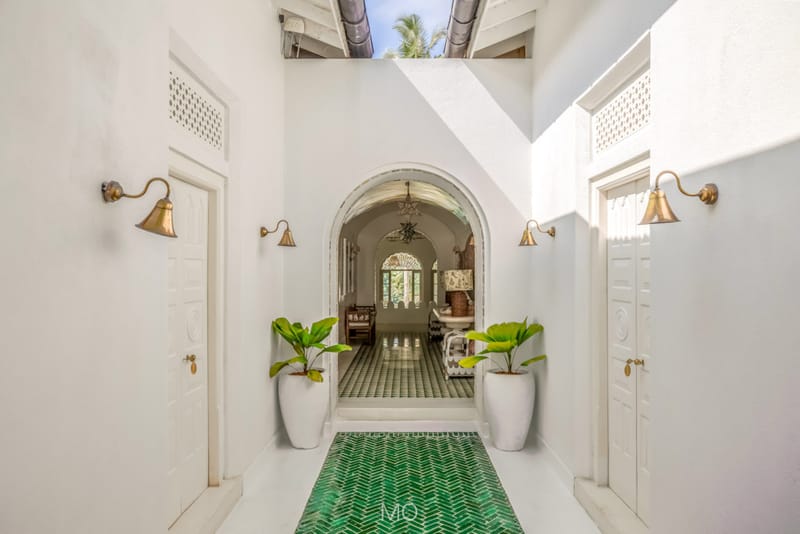 Luxury Hotels & Villas 