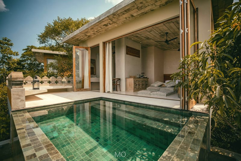 Luxury Hotels & Villas 